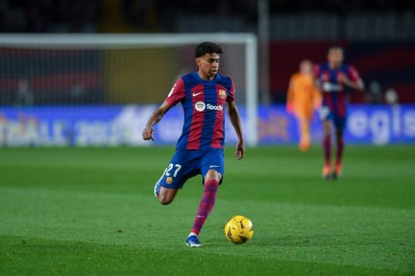 每体:过去一年里,巴萨五名青训小将在哈维手下身价涨超1亿欧